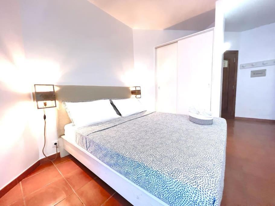 Porto Antigo 2- Lovely 32 Apartment