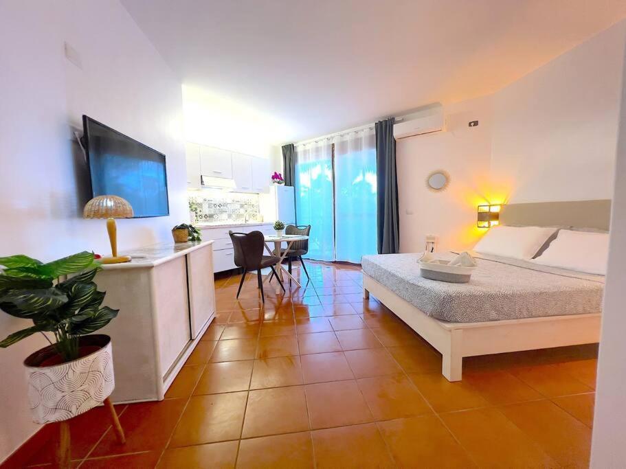 Porto Antigo 2- Lovely 32 Apartment *